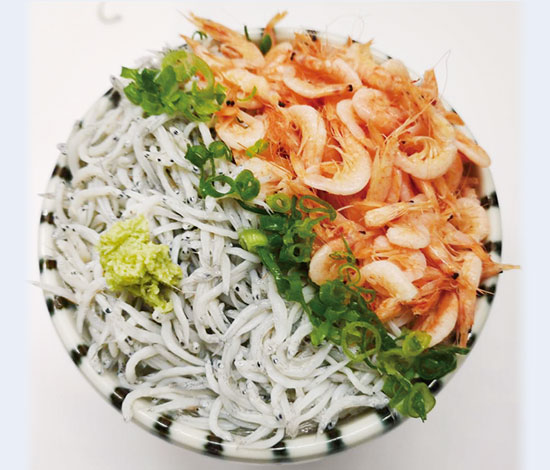 桜えびとしらすまぐろ丼